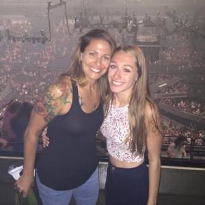 Meet your Posher, Elena